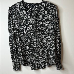 Lucky Brand Black and White Buttoned Blouse with Mandarin Collar